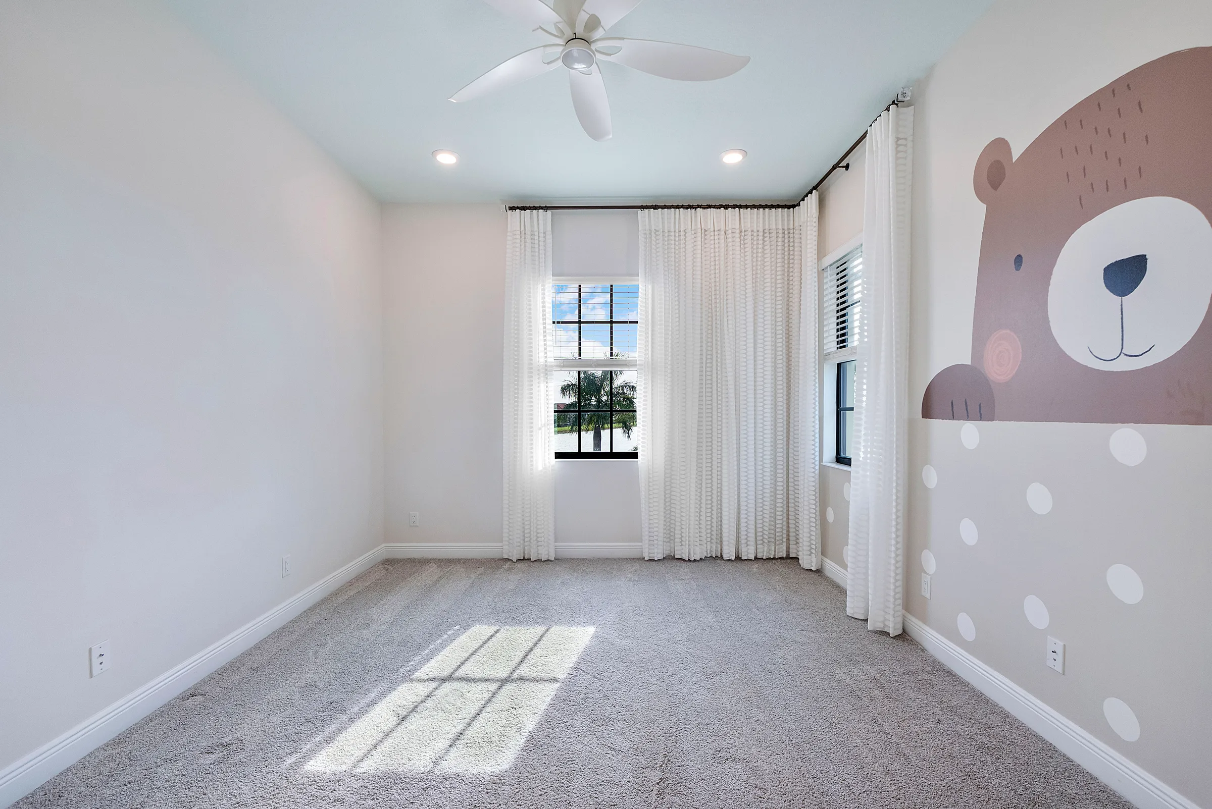 Empty home — 8685 Parkland Bay Dr
